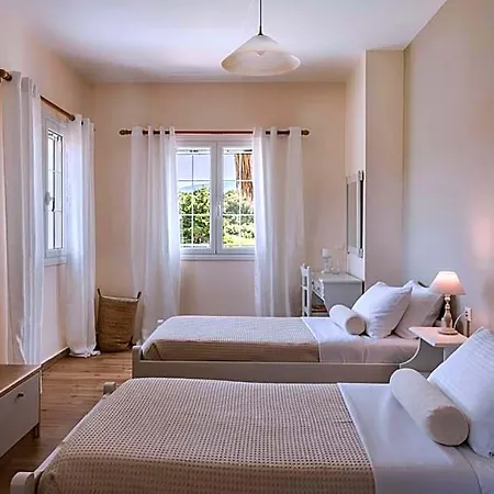 Theros Retreat 4*