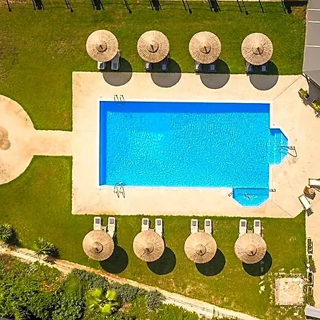 فندق Theros Retreat Kefalonia Island